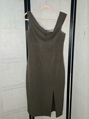 BLACK HALO Off Shoulder Sheath Bodycon Cowl Green Split Dress Size 10 Designer
